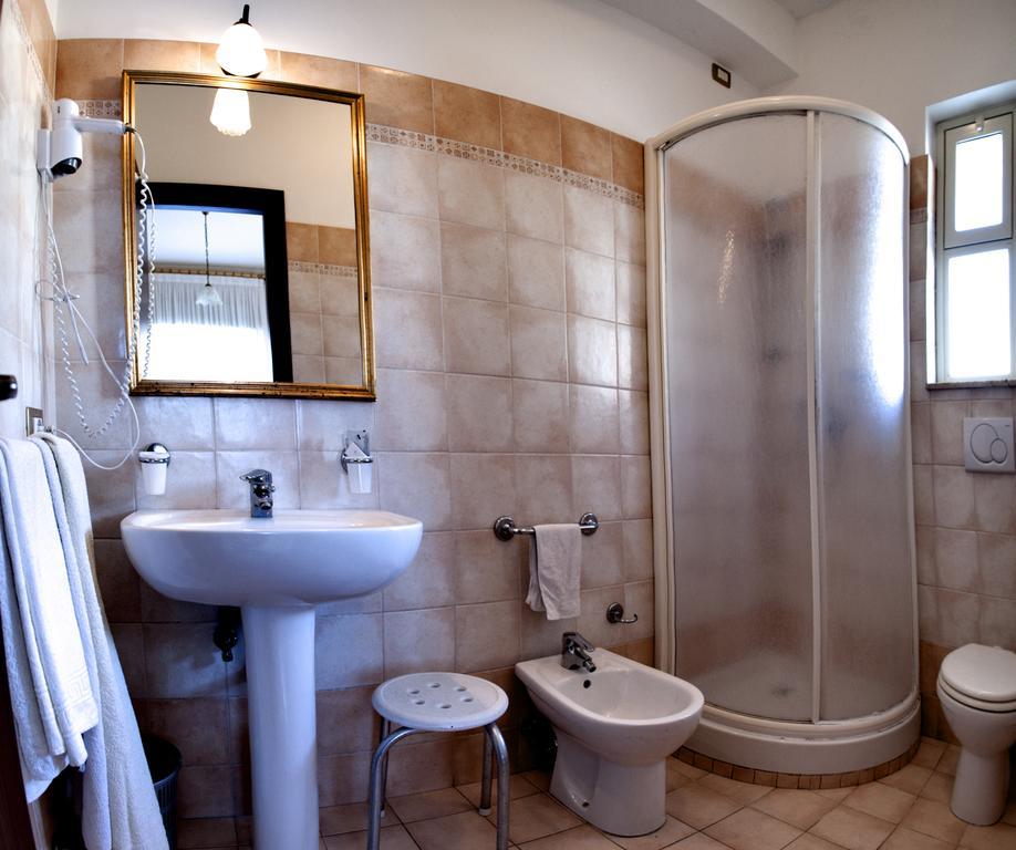 Villa Santantonio Giardini Naxos Exteriör bild